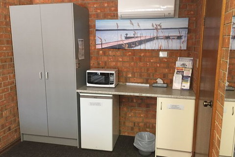 Kadina Gateway Motor Inn - Sydneys Hotel 6