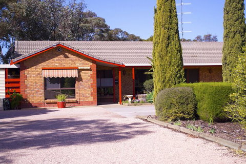 Kadina Gateway Motor Inn - Sydneys Hotel 1