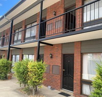 Ploughmans Motor Inn - Sydneys Hotel