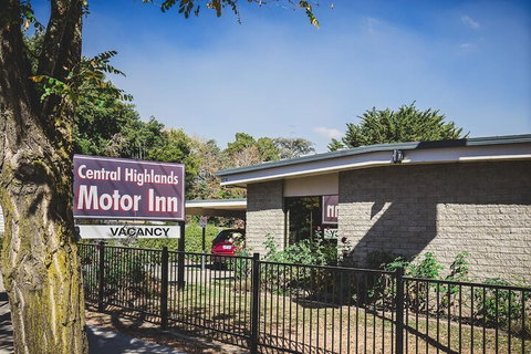 Central Highlands Motor Inn - Sydneys Hotel 2