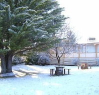 High Country Motel - Sydneys Hotel