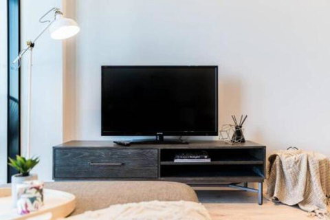 Luxe Bedroom Apt City View Retreat On Elizabeth Street CBD - Sydneys Hotel 6