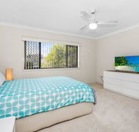 Kingscliff Ocean View Apartment 5 / 8 Seaview - Sydneys Hotel