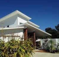 Creekside Family Escape - Sydneys Hotel