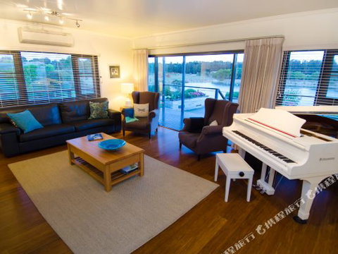 Charlie Bravo Villa Margaret River - Sydneys Hotel 3
