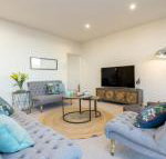 Luxury Four Bedroom Apartment - Sydneys Hotel