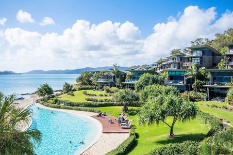 Yacht Club Villa 33-Serenity-Ocean Views With Golf Buggy - Sydneys Hotel 3