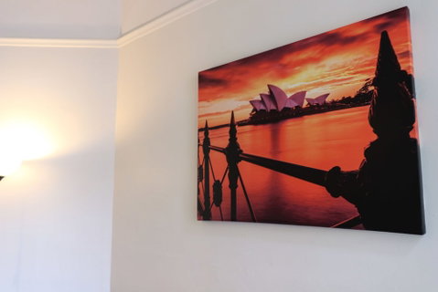Discover The Rocks - Heritage House - Sydneys Hotel 5