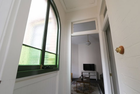 Discover The Rocks - Heritage House - Sydneys Hotel 1
