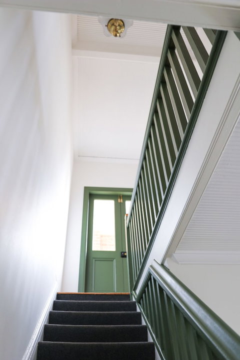 Discover The Rocks - Heritage House - Sydneys Hotel 3