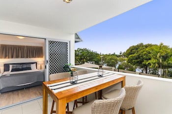 City Stadium Apartment On The Riverfront - Sydneys Hotel 5
