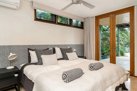 Your Luxury Escape - Byron Beachfront Villa - Sydneys Hotel 6