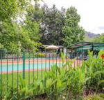 Silver Birches Holiday Unit 1 - Sydneys Hotel