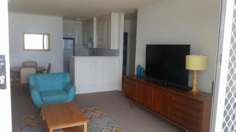 Oceanic Unit 19 8 12 North Street Forster - Sydneys Hotel 1