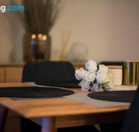 St Kilda Road Park View 3 Bedroom Luxury Apartment