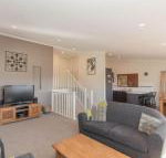Boronia 6 / 30 Nettin Circuit - Sydneys Hotel