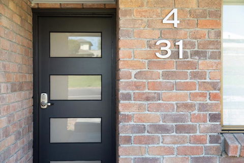 City Four Apartment - Sydneys Hotel 2