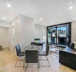 A Cozy  Stylish Suite Near Melbourne Central