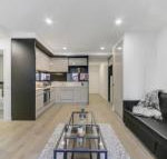 A Modern 2BR Apt 5 min Walk to Melbourne Central