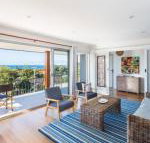 Easy Living at 14 Daphne Street - Sydneys Hotel
