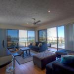 Tuncurry NSW Sydneys Hotel