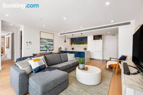 Luxe 101 At Martha Cove Waterfront Luxury On The Marina Walk To Beach - Sydneys Hotel 0