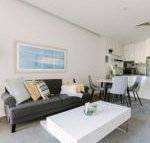 Perfect Location Spacious 2BR Apt Near Flinders Station