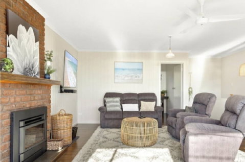Seaside Serenity 1 - Sydneys Hotel 6