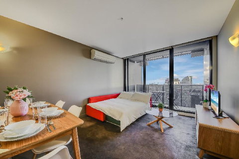 A Modern 2BR CBD Apt City Views FREE Parking - Sydneys Hotel 3