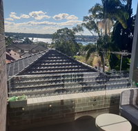 Great Location Hip Studio 5Km to City - Sydneys Hotel