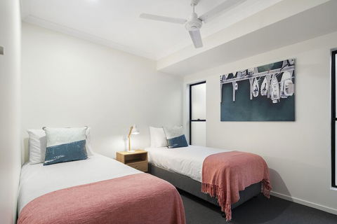 WHITSUNDAY Spacious & Comfortable Moments From Picturesque Boardwalk - Sydneys Hotel 2