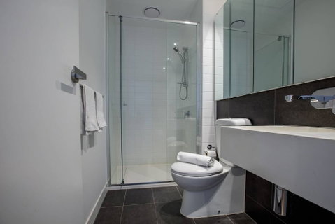 Cozy APT Seaview Next To Southern Cross/pool/gym - Sydneys Hotel 4