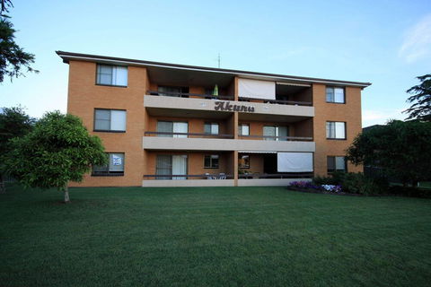 Akuna 8 - Sydneys Hotel 6