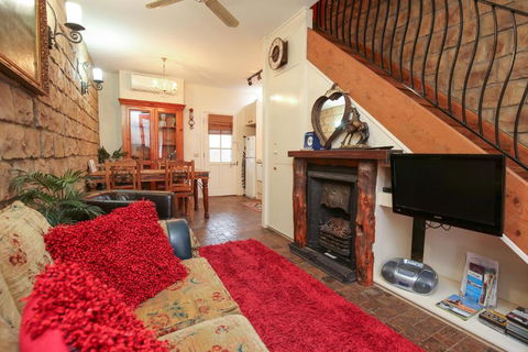 The Stable On Olive - Sydneys Hotel 1