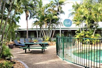The Hub Hervey Bay - Sydneys Hotel 5