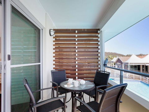Oaks Pacific Blue 278 265 Sandy Point Road - Sydneys Hotel 2