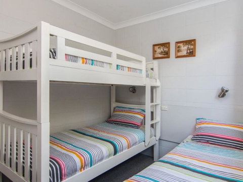Forster Holiday Lodge 18 - Sydneys Hotel 1