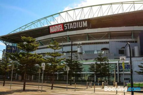 An Exquisite 2BR Apt With Stunning City Views - Sydneys Hotel 0