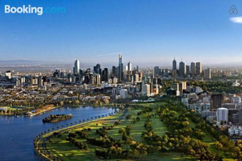 An Exquisite 2BR Apt With Stunning City Views - Sydneys Hotel 4