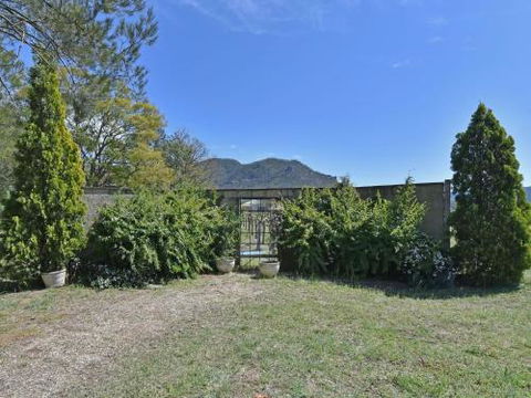Soldiers Cottage Picturebook Vineyard Home - Sydneys Hotel 6