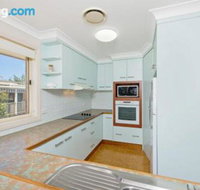 SEASCAPE An Enticing Lakeside Escape - Sydneys Hotel