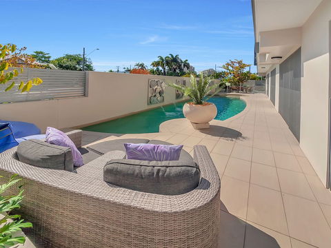 Apartment Near City On Lake 3 - Sydneys Hotel 2