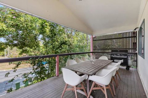 Bimini House - Sydneys Hotel 4