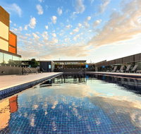 Enjoy Penthouse Living in the CBD - Sydneys Hotel