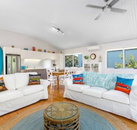 Casuarina Beach Shacks 10 - Sydneys Hotel