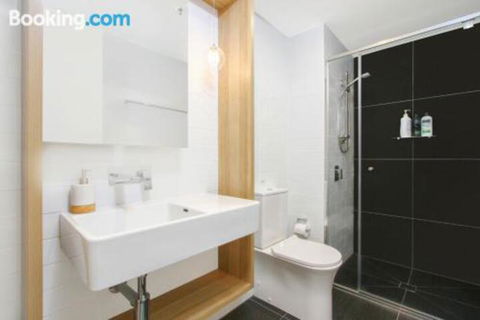 Cozy Homely Apartment CBR Central - Sydneys Hotel 6
