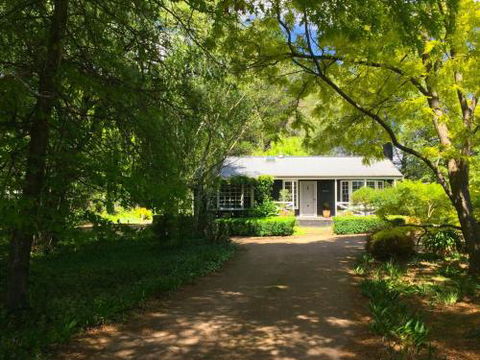 Mirriyindi Unique Berrima Escape For 7 In The Southern Highlands 4pm Check Out Sundays - Sydneys Hotel 0