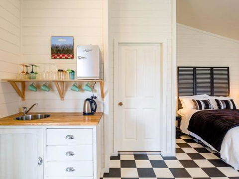 Mirriyindi Unique Berrima Escape For 7 In The Southern Highlands 4pm Check Out Sundays - Sydneys Hotel 4