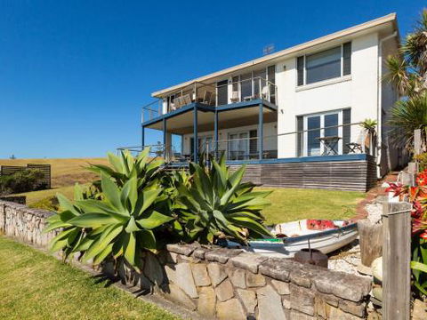 PENZANCE Gerroa Beachfront To Shelley Beach & 4pm Check Out Sundays - Sydneys Hotel 3