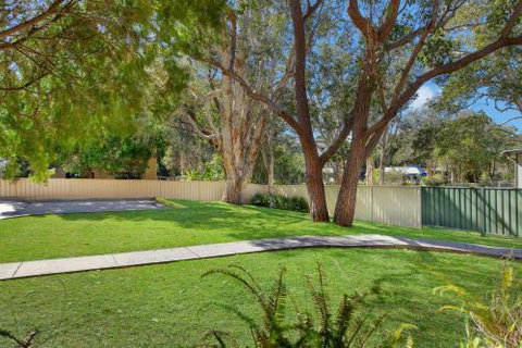 6 Of 12 To 14 Crisallen Street Port Macquarie - Sydneys Hotel 2